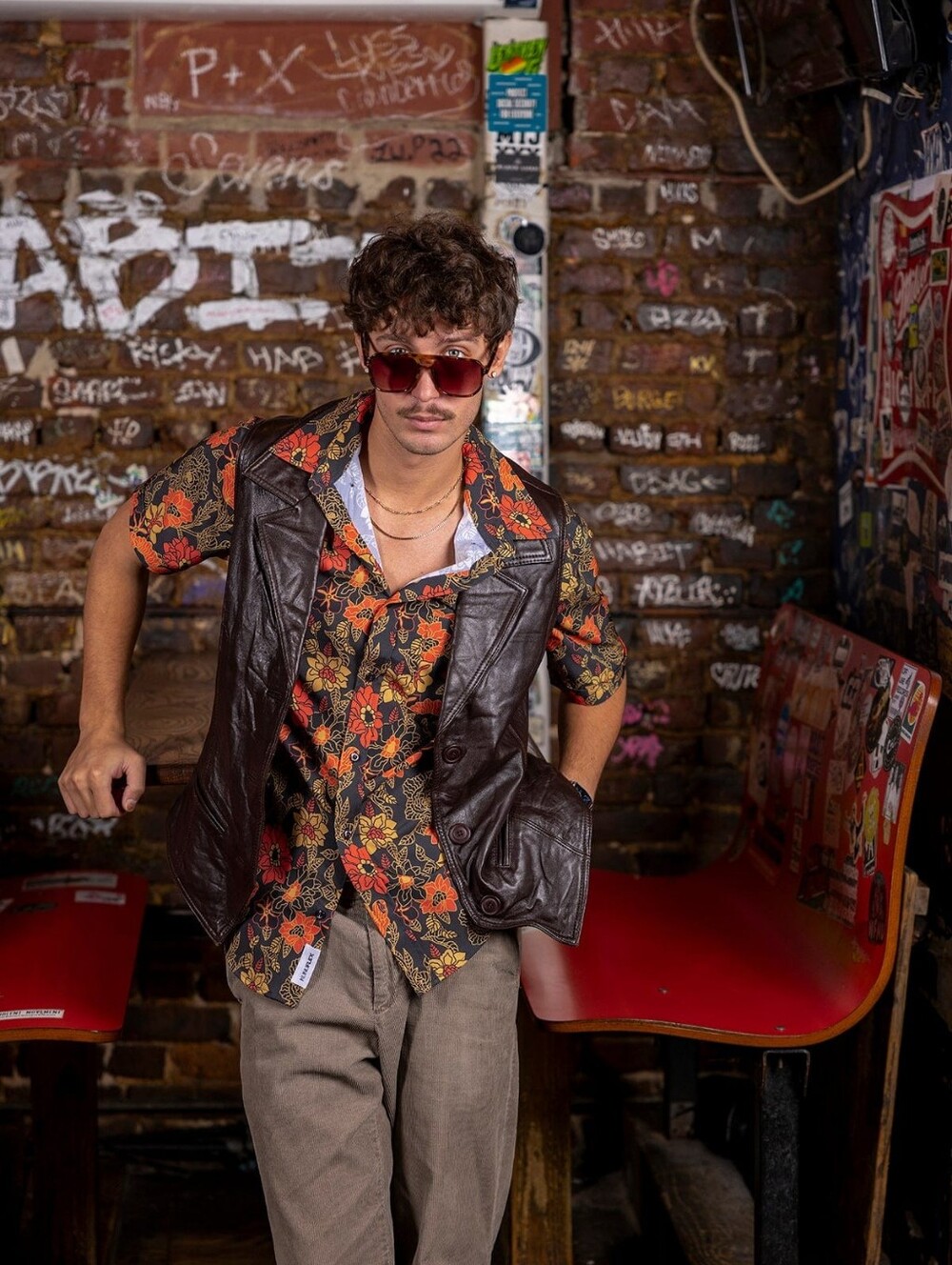 RSVLTS Retro Rockstar Bustle in Your Hedgerow Short Sleeve Shirt